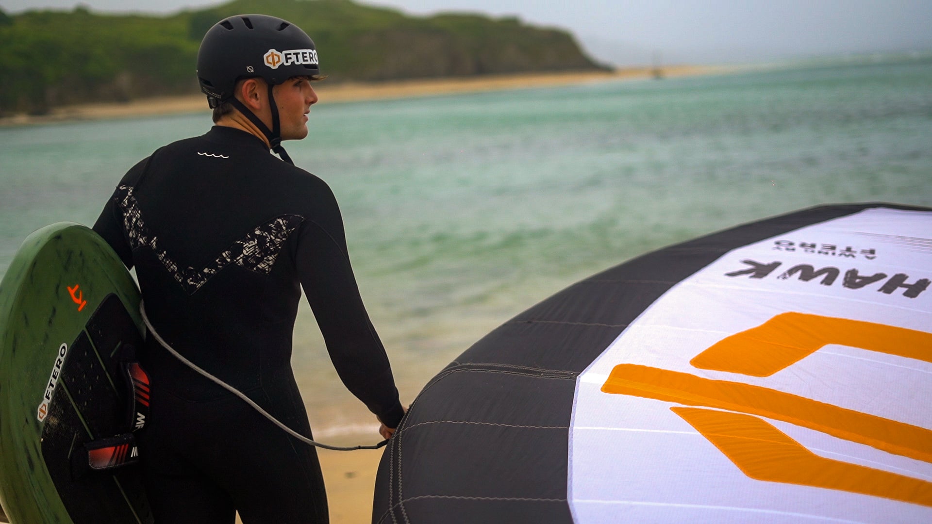 How to Wingfoil: The Ultimate Beginner's Guide to Get You Started ...